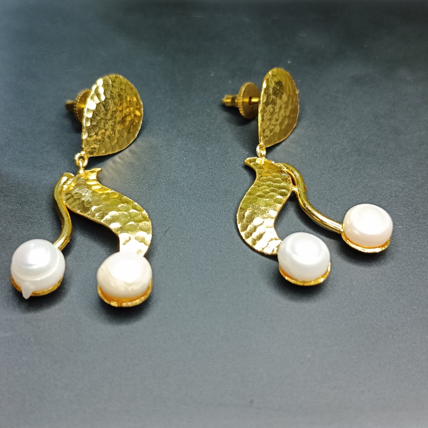 Golden Hammered Brass Pearl Dangler