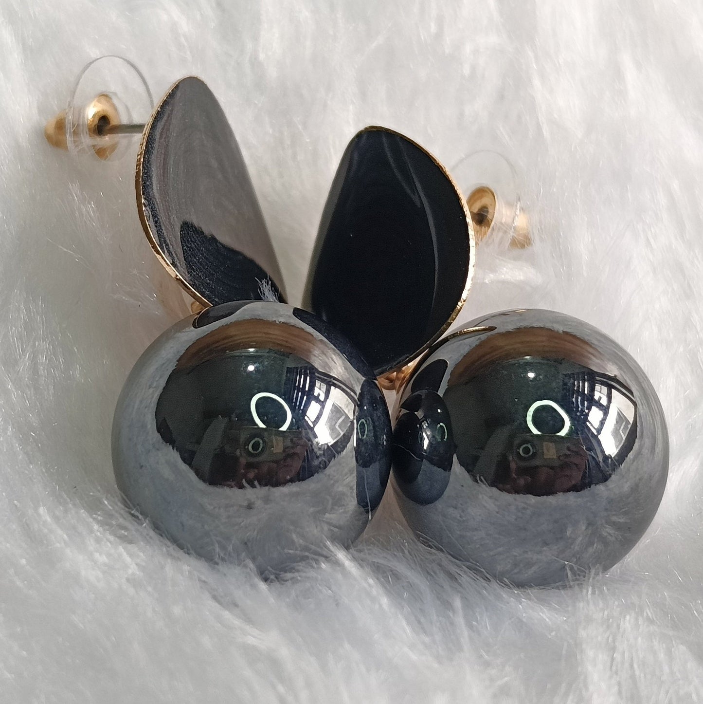 Black Pearl Drop Earrings